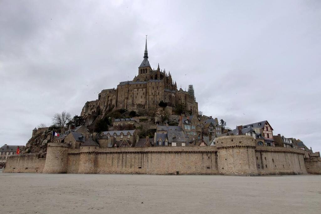 Gite La Mer, A La Campagne En Normandie, Proche Du Mont St Michel Lolif Exteriör bild